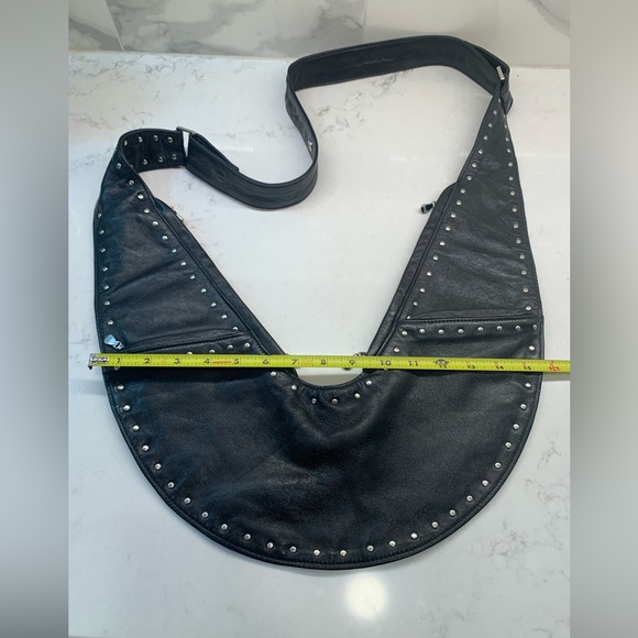 RARE Sash Black Leather Silver Studded Travel Bag - Picture 5 of 10